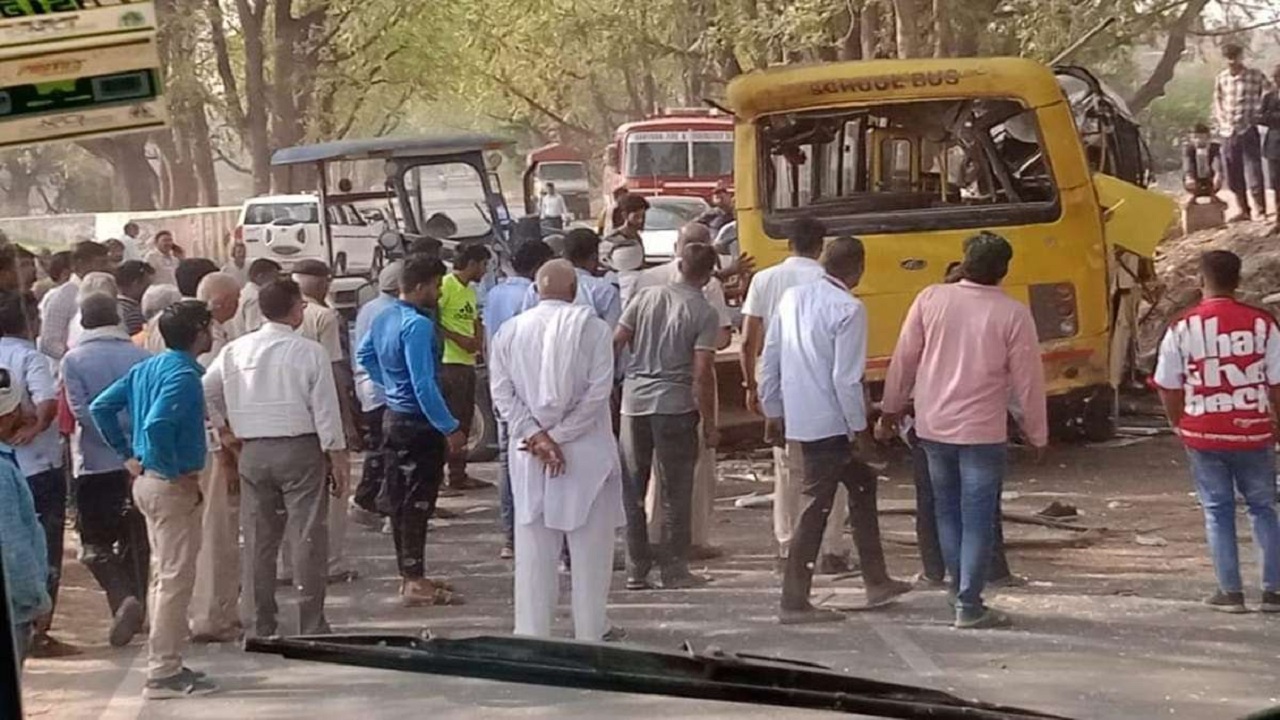 Haryana Bus Accident News: बस पलटने से 6 स्कूल के बच्चों की मौत, कई बच्चे घायल