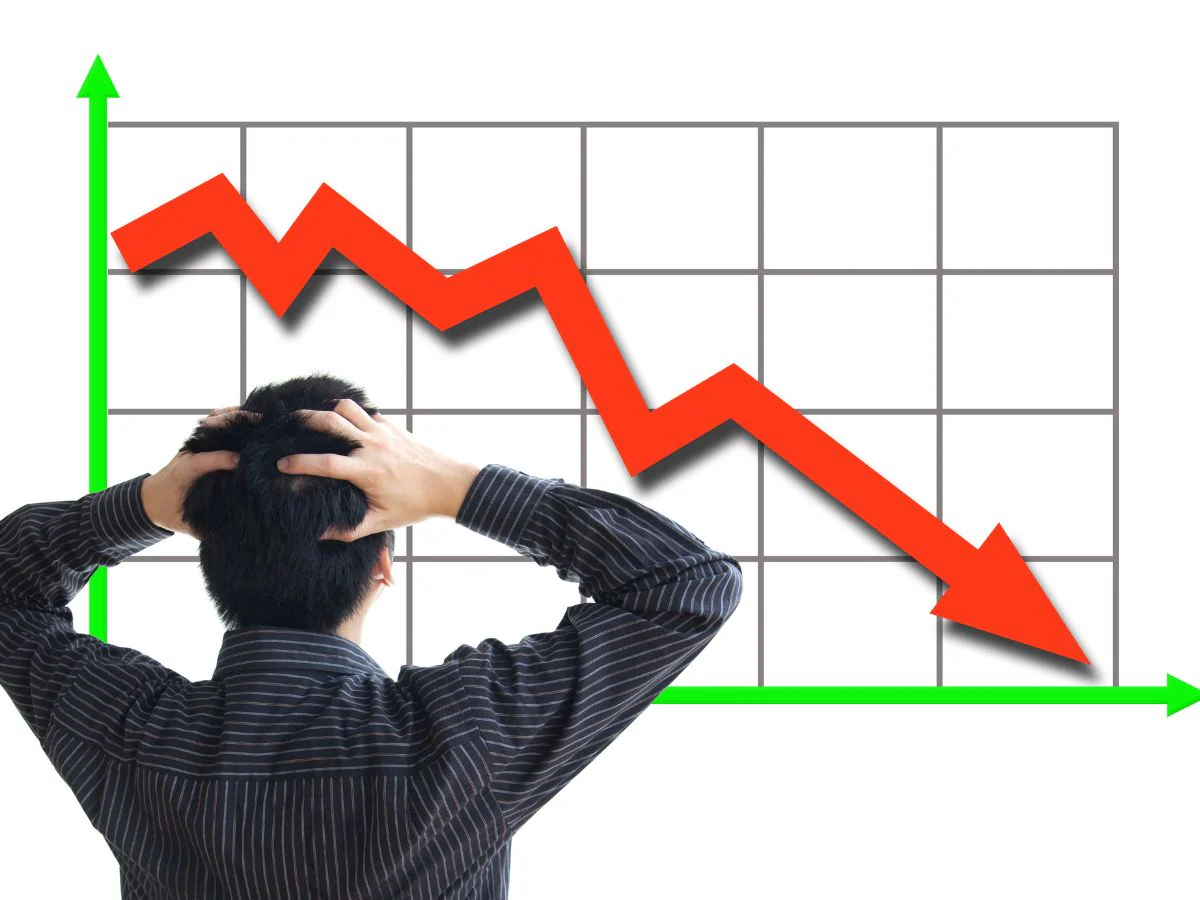 Stock Market Today: सप्ताह के दूसरे दिन भारी गिरावट पर बंद हुआ शेयर मार्केट, औंधें मुह गिरे IT स्टॉक्स