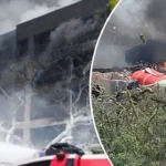 Air India Plane Crash in Ahmedabad: टेक-ऑफ के तुरंत बाद 242 पैसेंजर वाला विमान हुआ दुर्घटनाग्रस्त, बचाव कार्य जारी