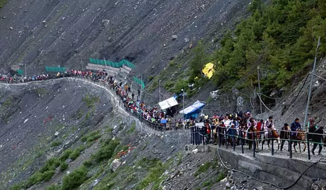 भक्तों की आस्था पर आतंकी हमला नाकाम!! 'ऑपरेशन महादेव' बना बाबा बर्फानी के भक्तों का रक्षक